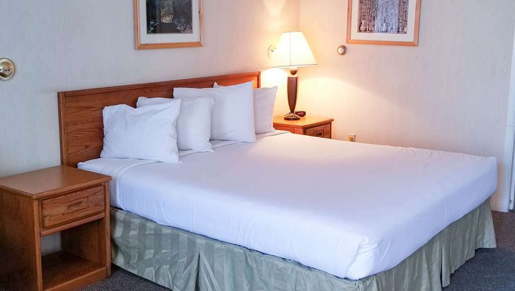 Magnuson Hotel Ely Room photo